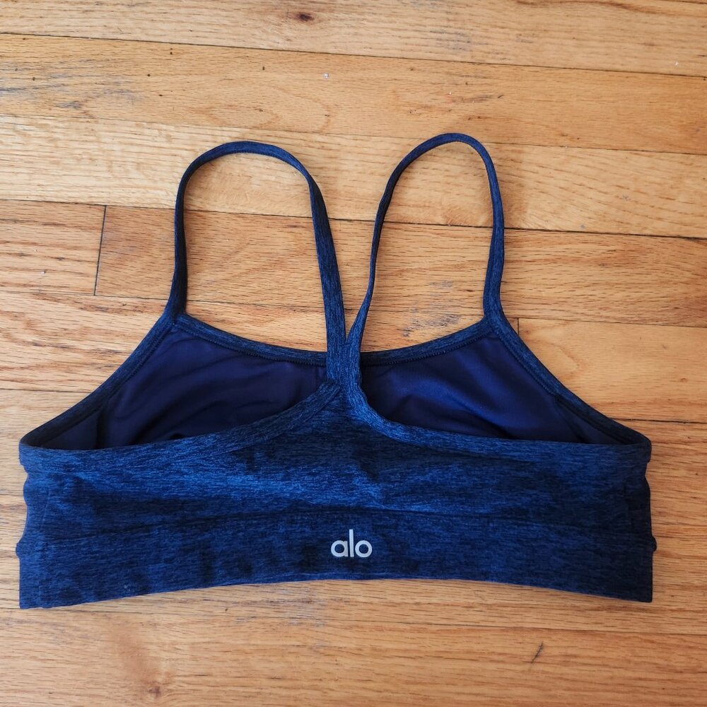 alo yoga sport bra - Picture 2 of 3